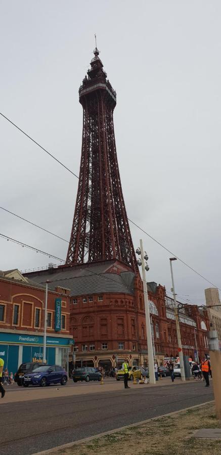 Coast Accommodation Station Road Apartments Blackpool Esterno foto