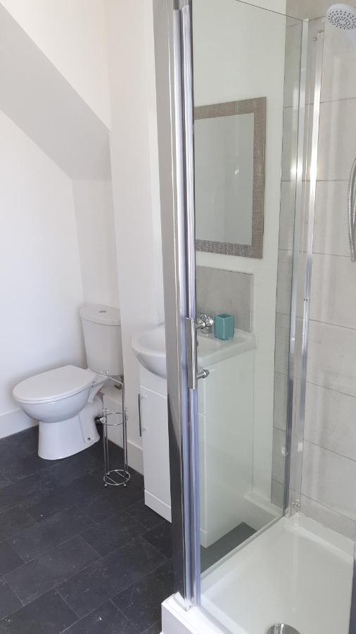 Coast Accommodation Station Road Apartments Blackpool Esterno foto