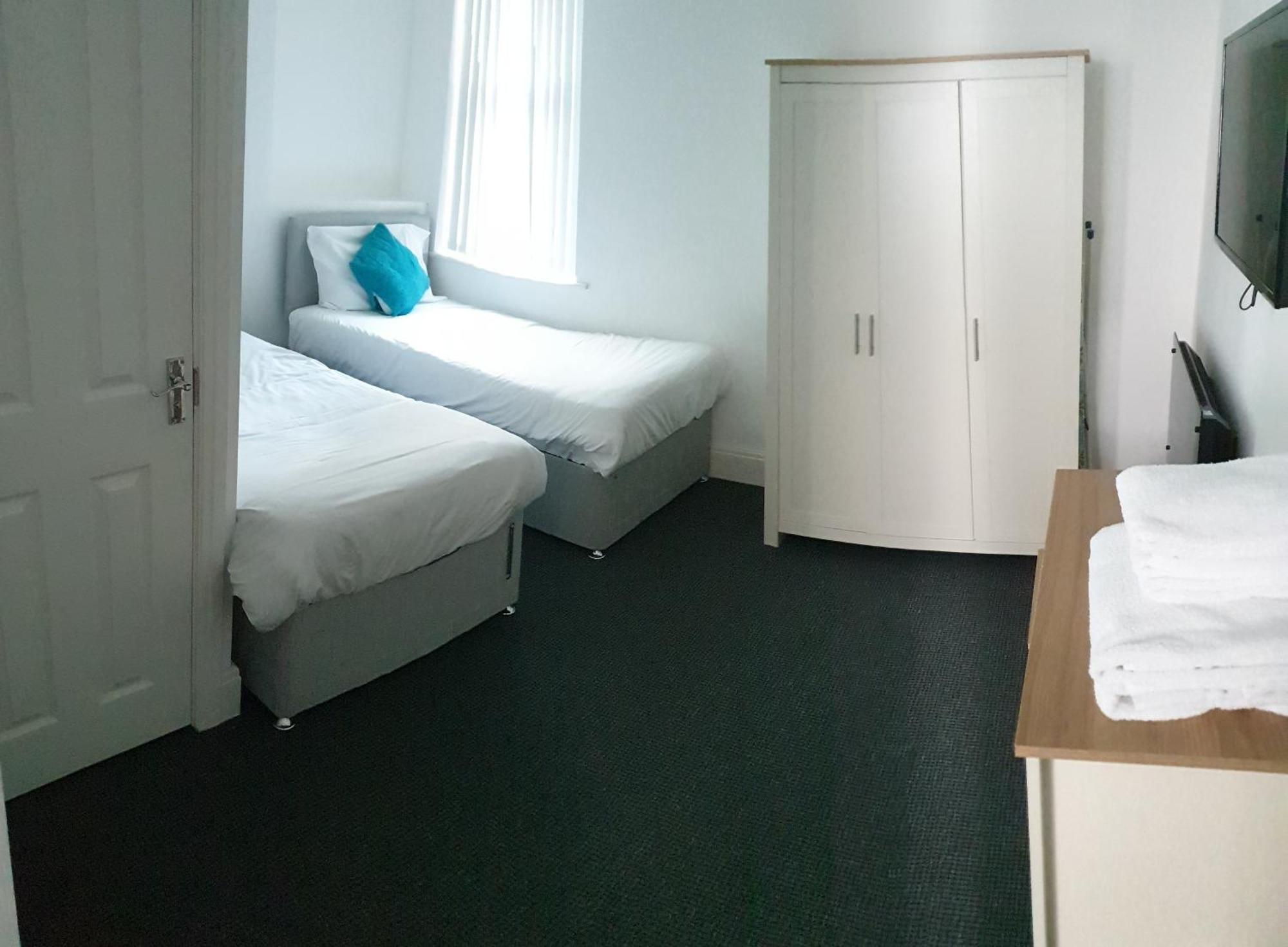 Coast Accommodation Station Road Apartments Blackpool Camera foto